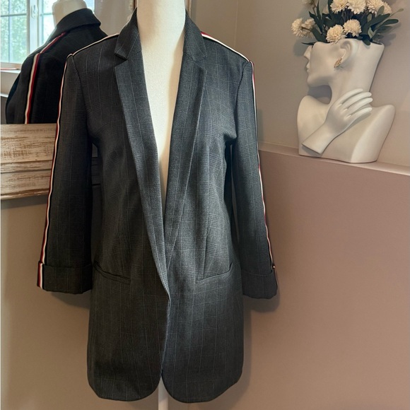 Express Women’s Small Office Business Casual Gray Blazer with Striped Accents - Picture 2 of 4